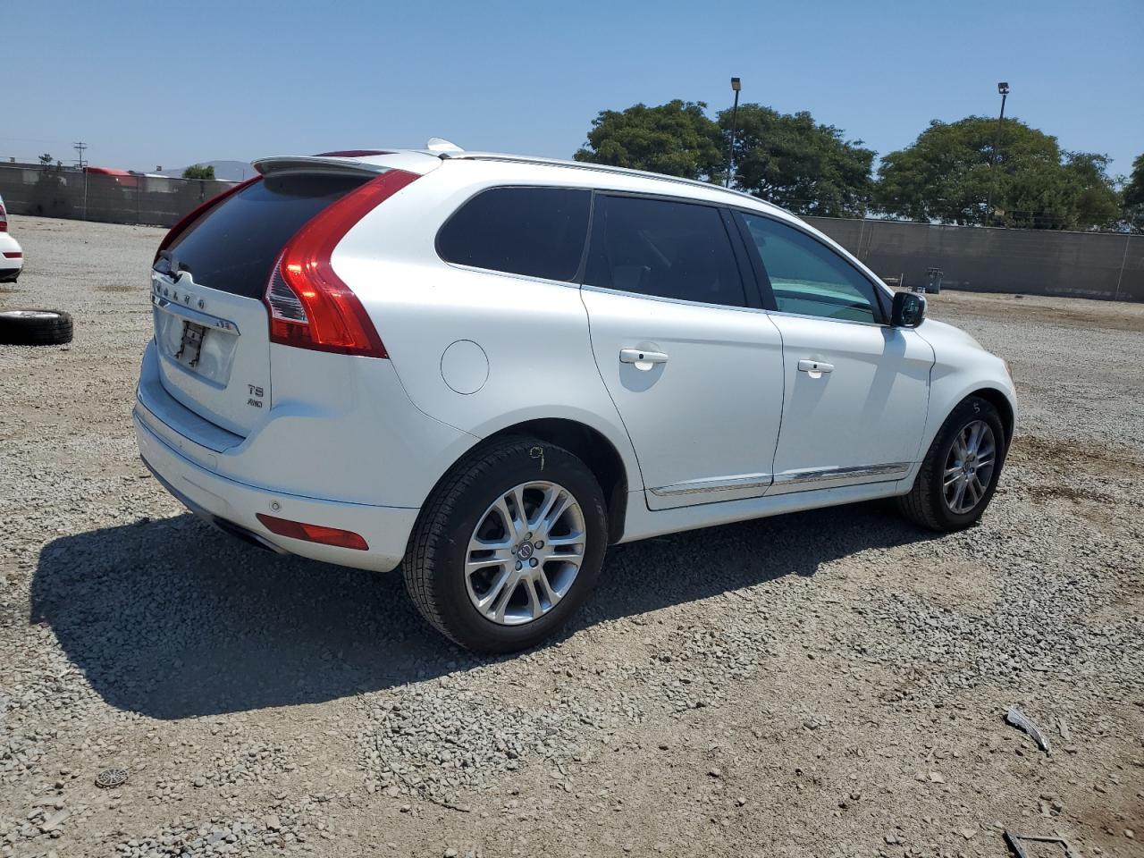 2016 Volvo Xc60 T5 Premier - Image 3