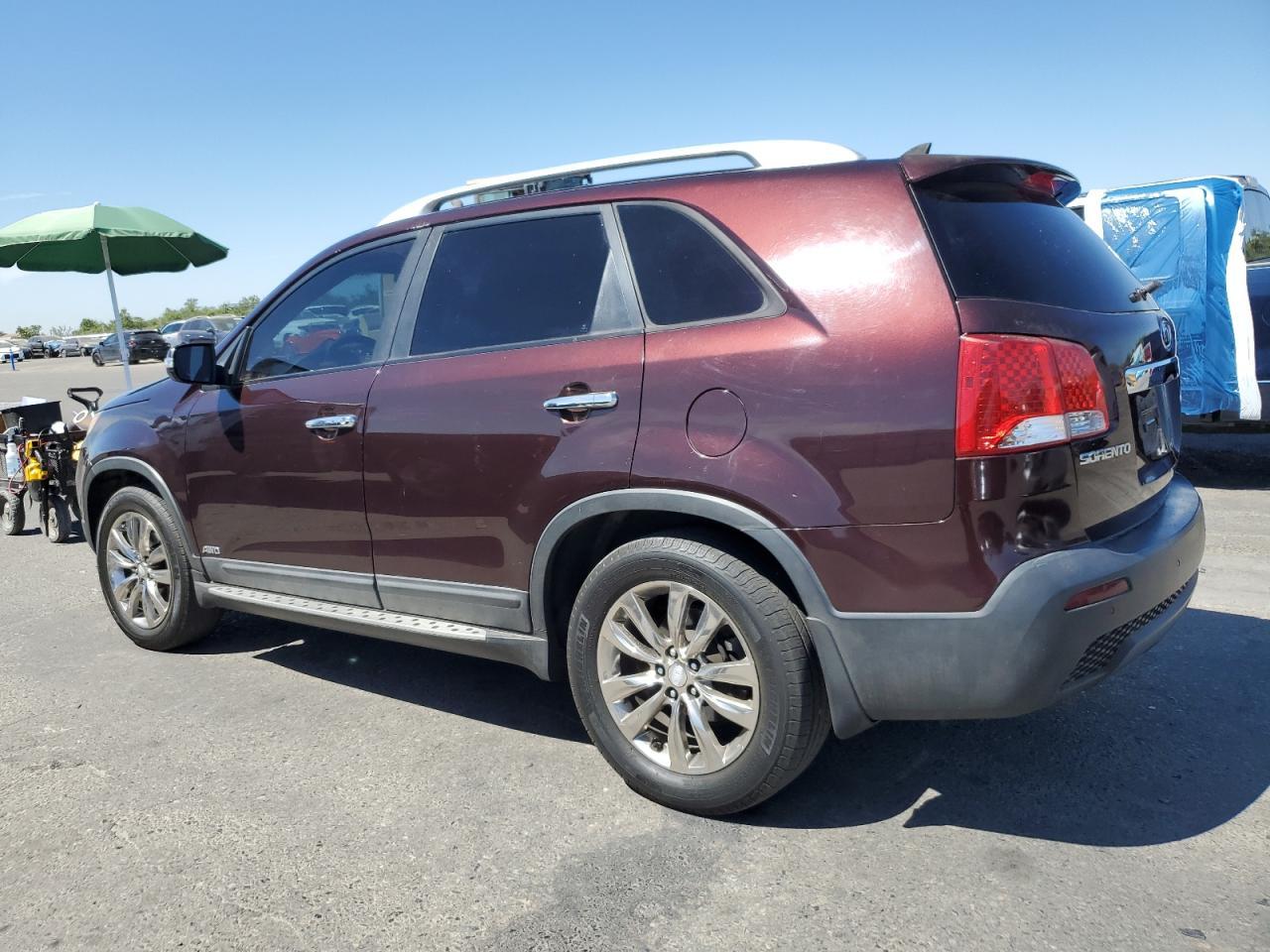 2011 Kia Sorento Ex - Image 2