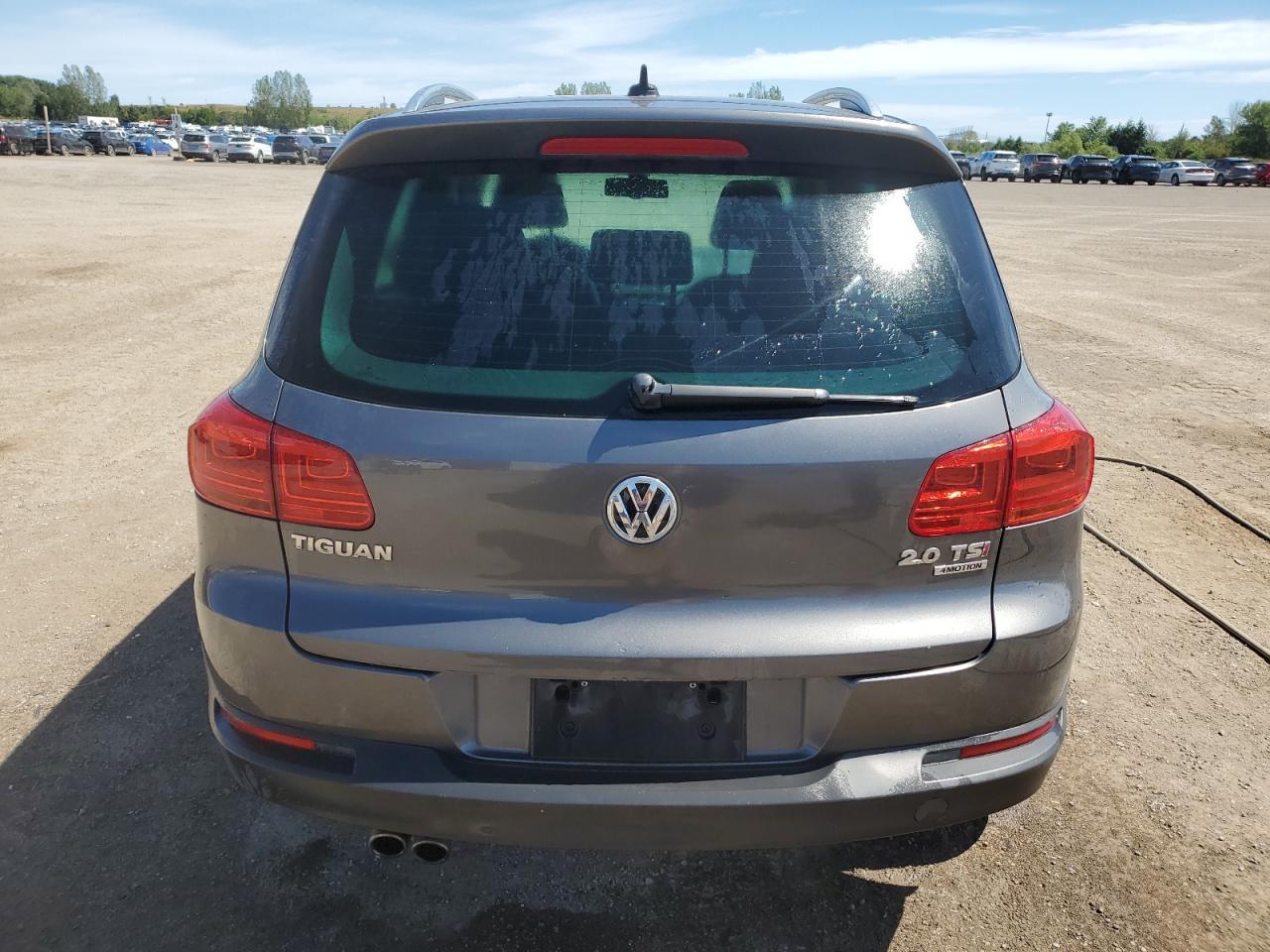 2013 Volkswagen Tiguan S - Image 6