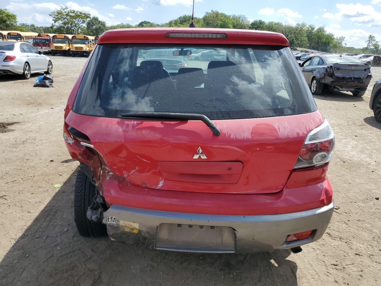 2005 Mitsubishi Outlander Ls - Image 6