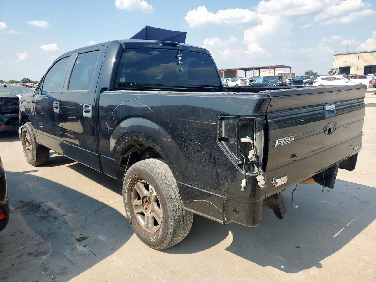 2013 Ford F150 Supercrew - Фото 2