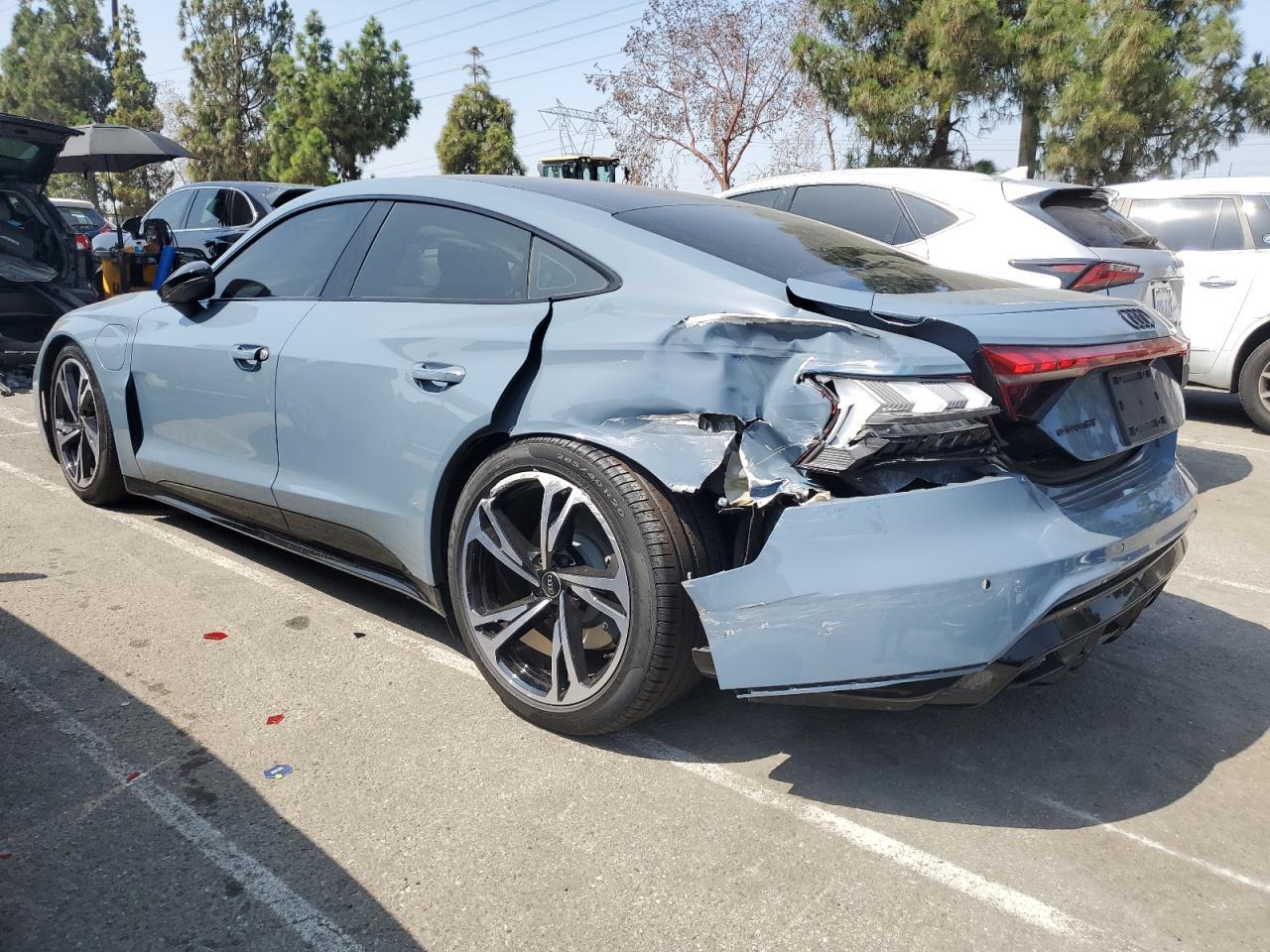 2024 Audi E-Tron Gt Premium Plus - Фото 2