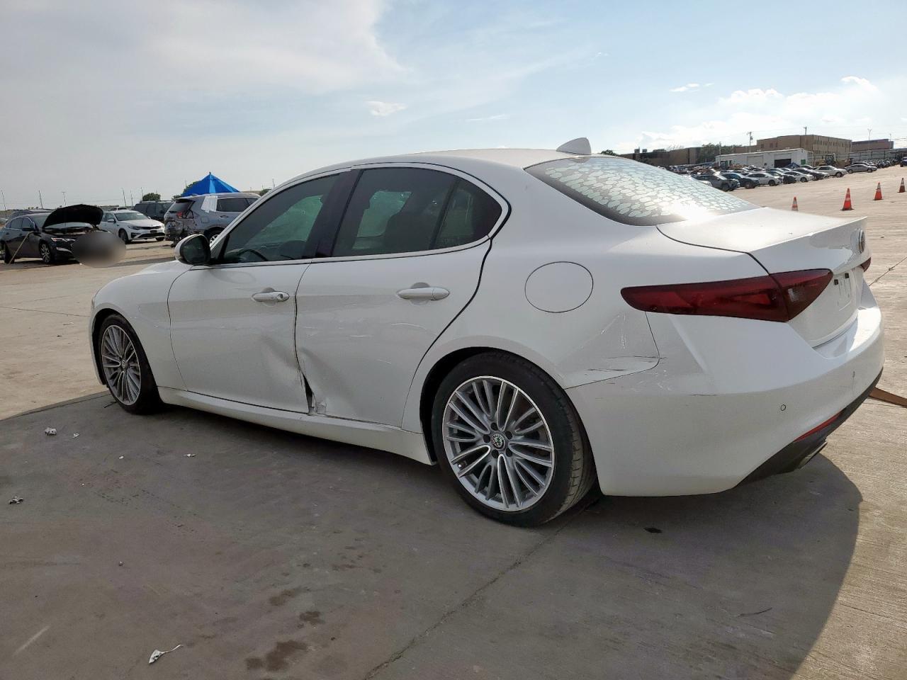 2017 Alfa Romeo Giulia Ti - Фото 2