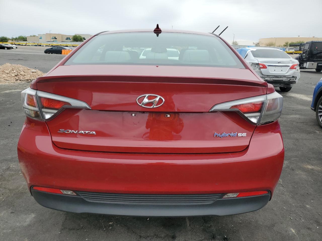 2016 Hyundai Sonata Hybrid - Image 6