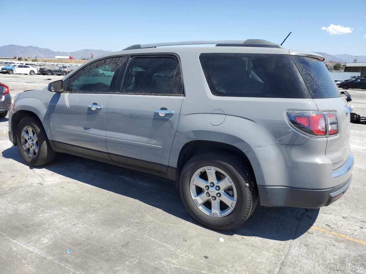 2015 GMC Acadia Sle - Фото 2