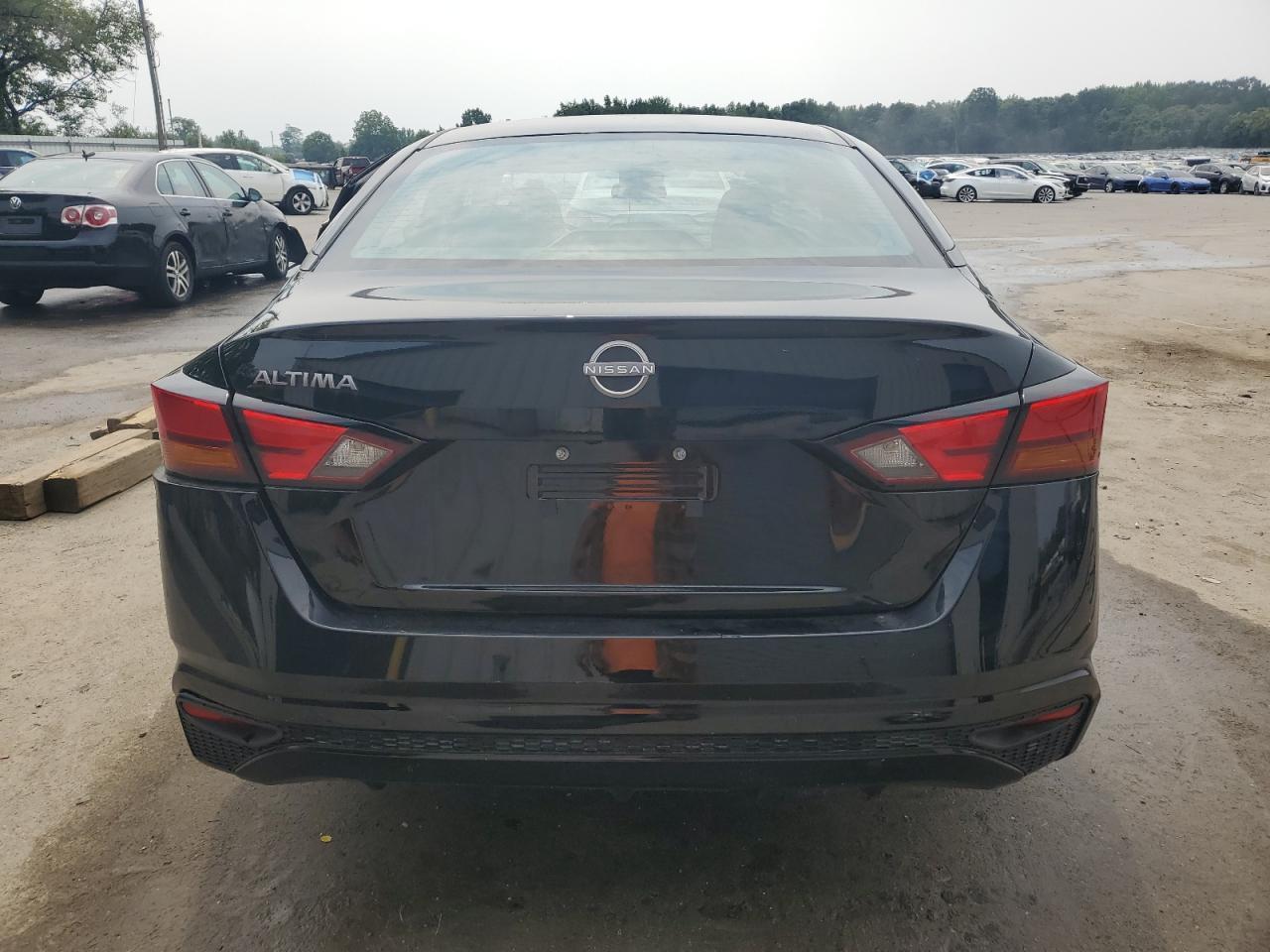 2023 Nissan Altima S - Image 6