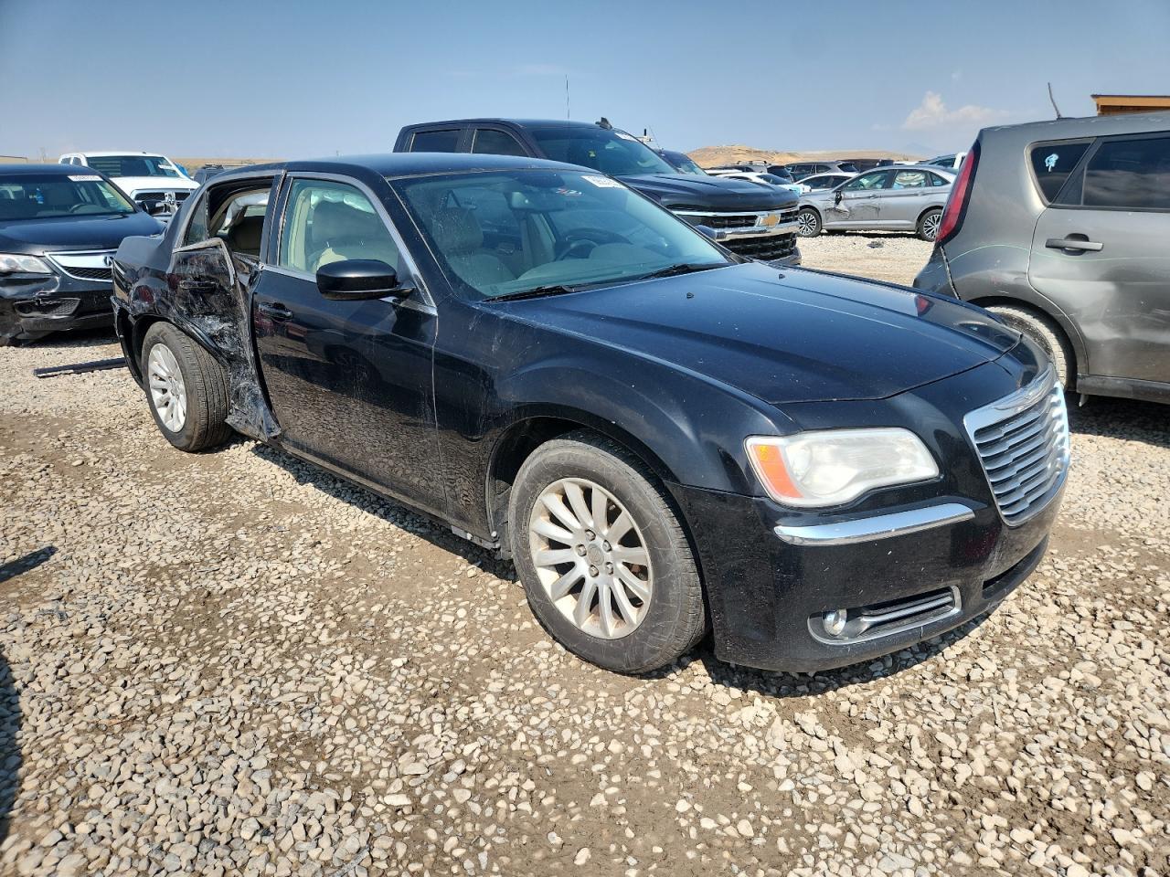 2013 Chrysler 300 - Фото 4