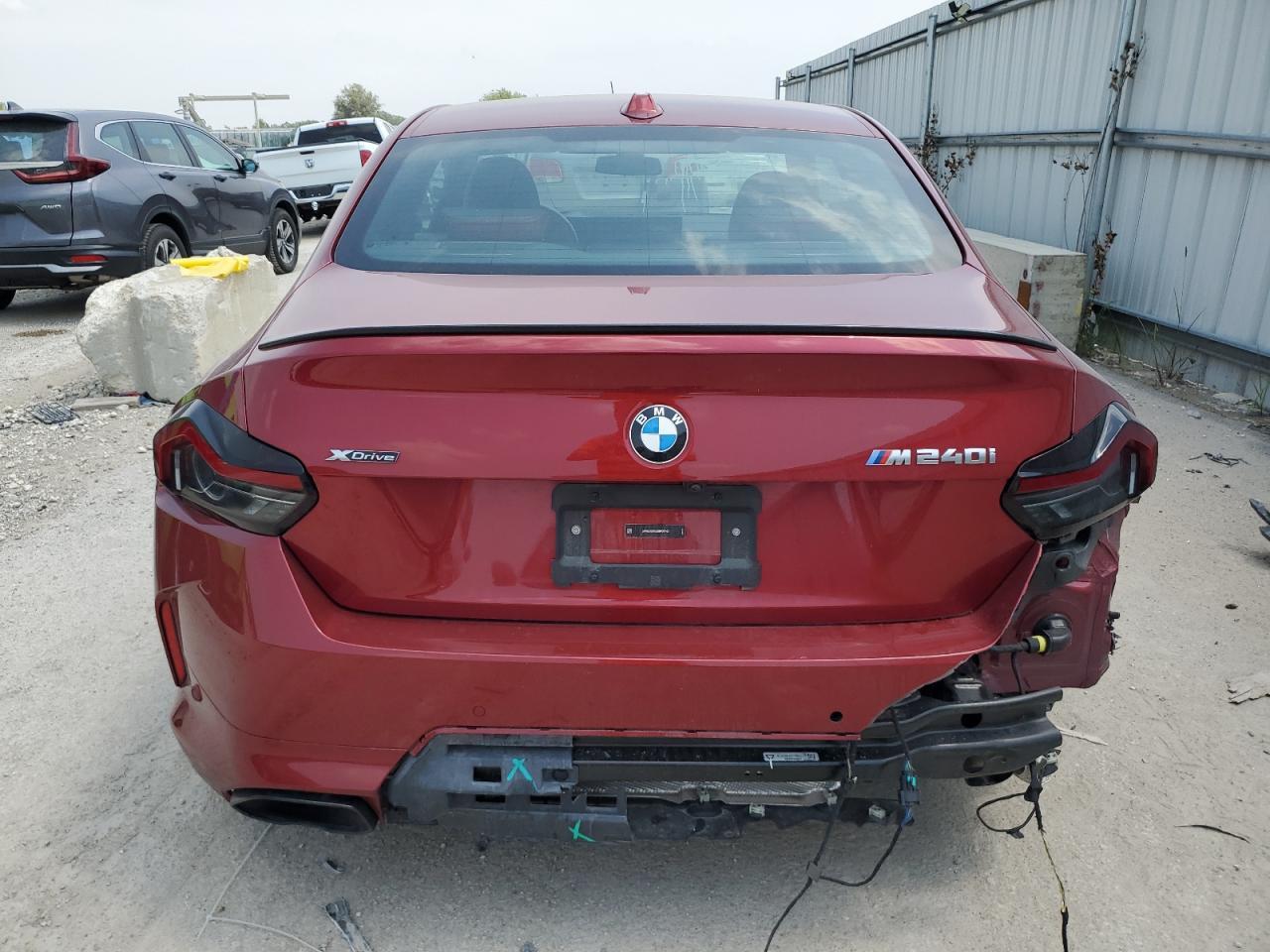 2025 BMW M240Xi - Фото 6