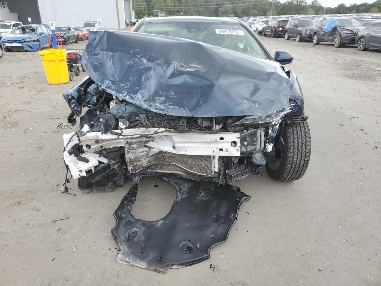 2021 Toyota Camry Le - Фото 5