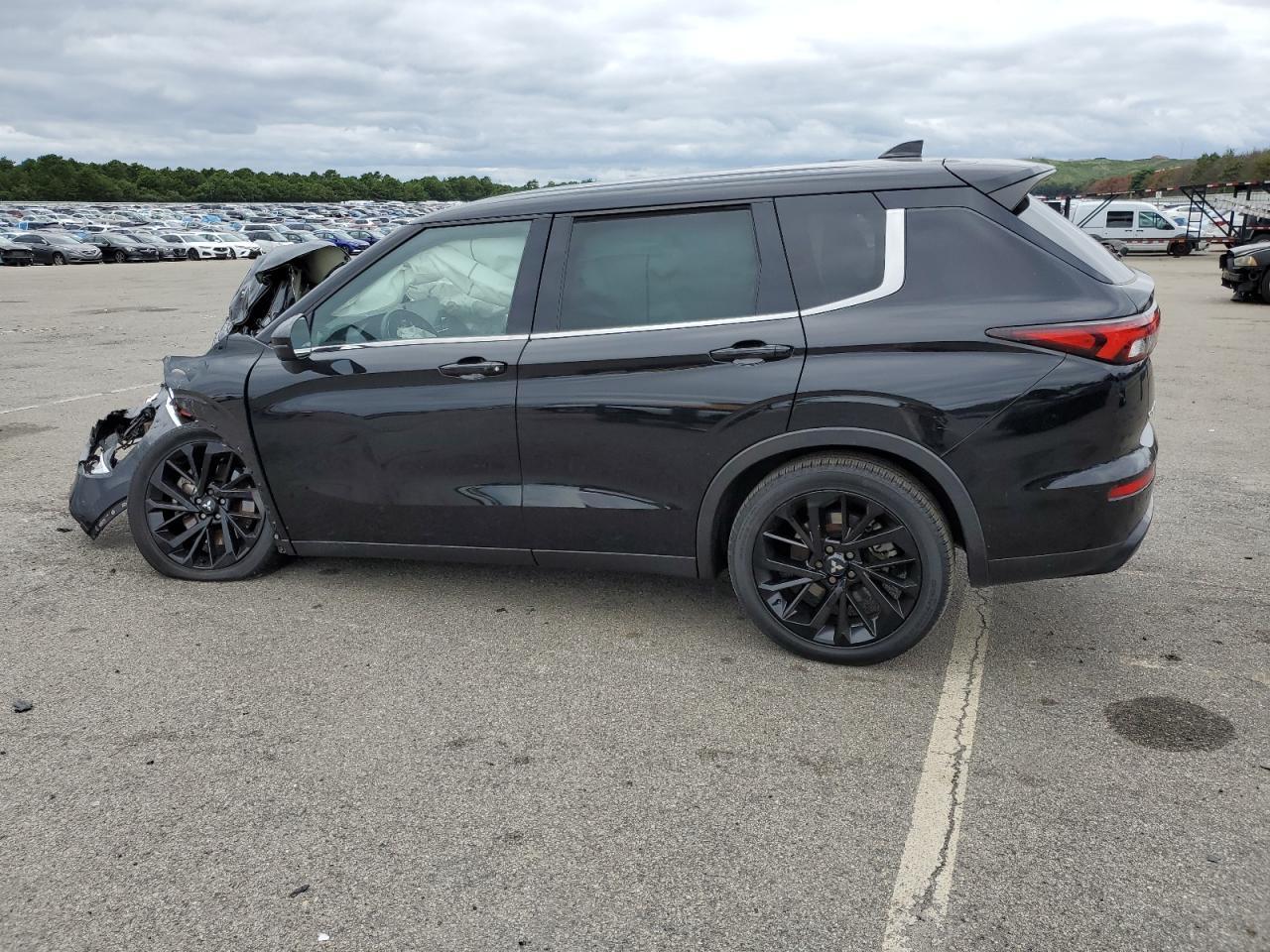 2023 Mitsubishi Outlander Se - Фото 2