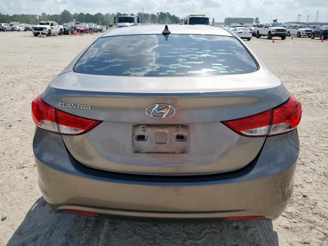 2013 Hyundai Elantra Gls - Фото 6