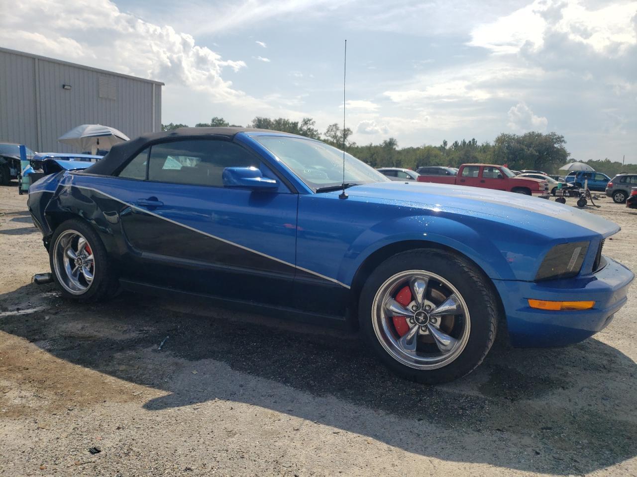 2006 Ford Mustang - Фото 4