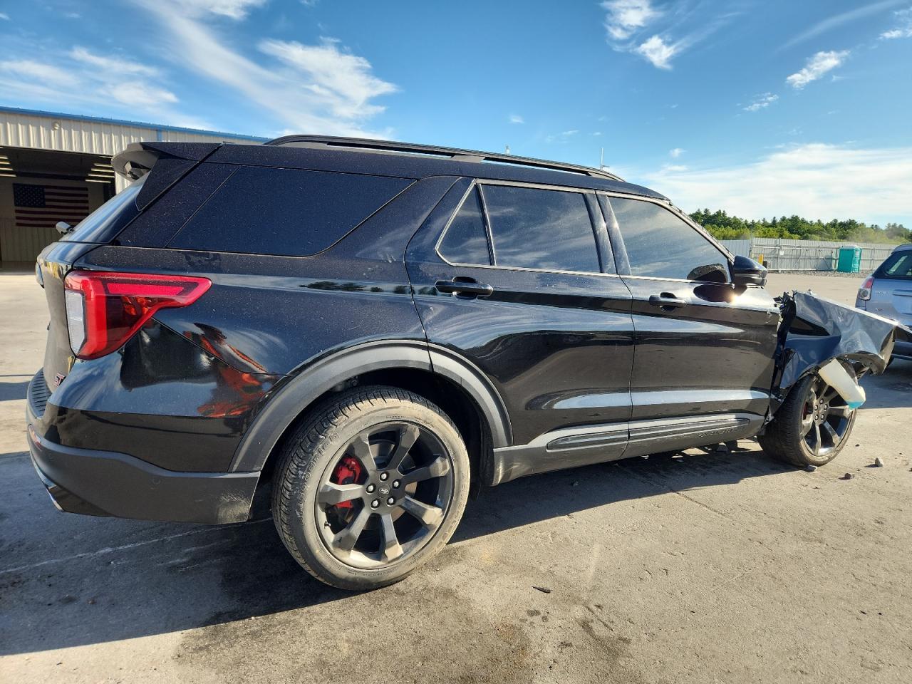2021 Ford Explorer St - Фото 3