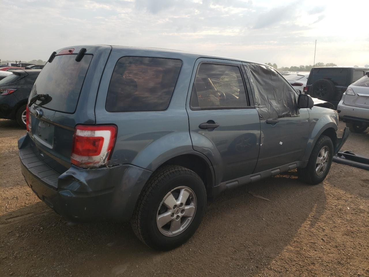 2012 Ford Escape Xls - Image 3