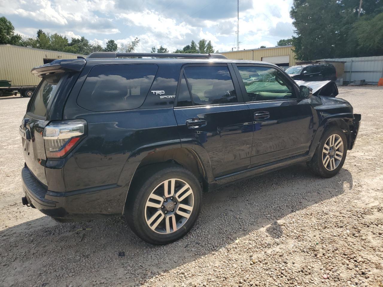 2023 Toyota 4Runner Se - Фото 3