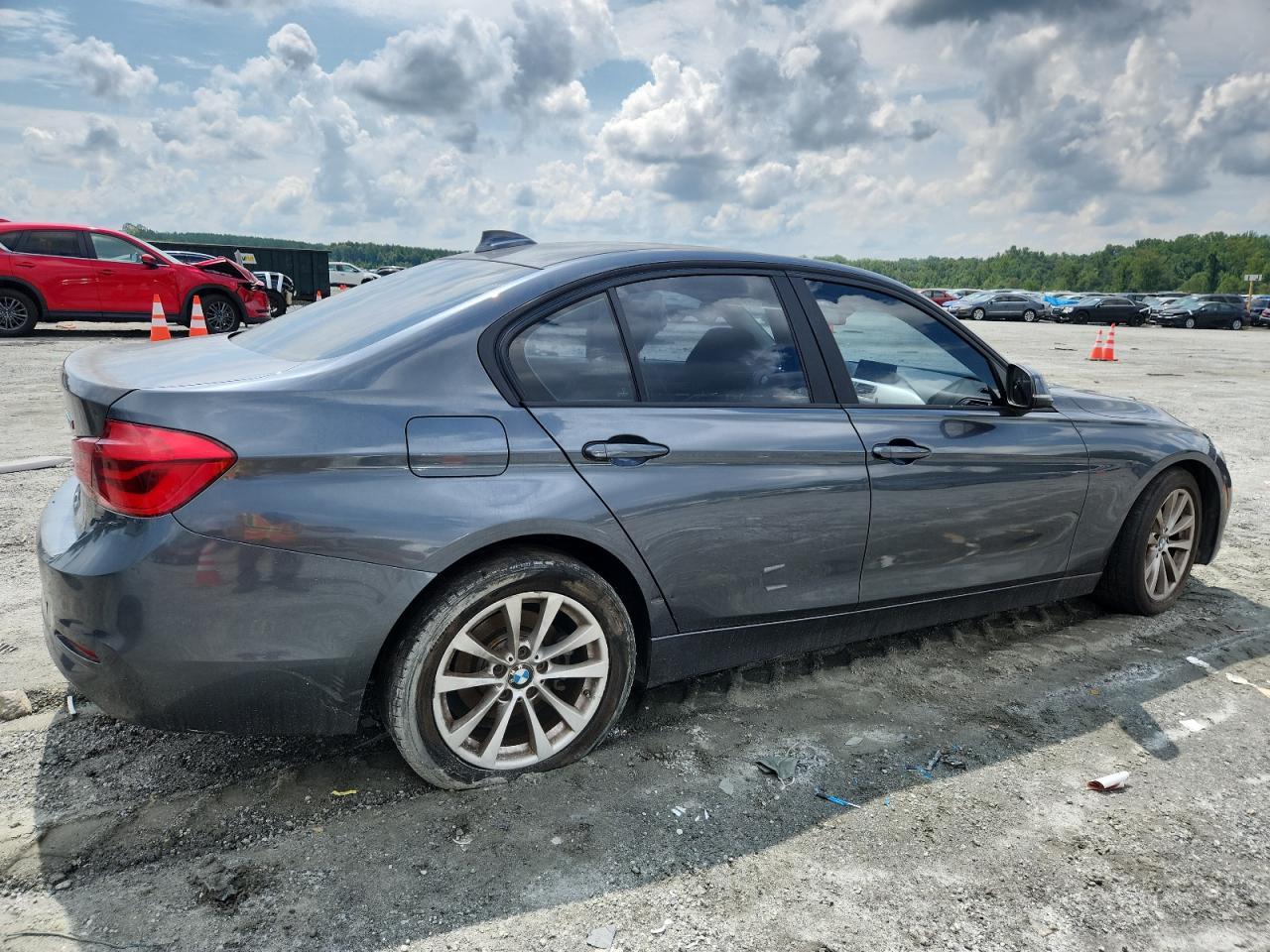2018 BMW 320 Xi - Image 3
