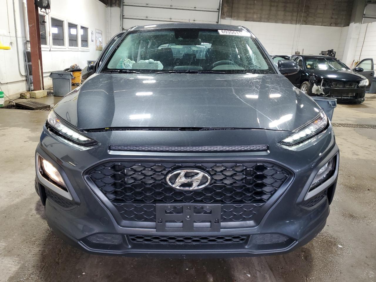 2021 Hyundai Kona Se - Фото 5