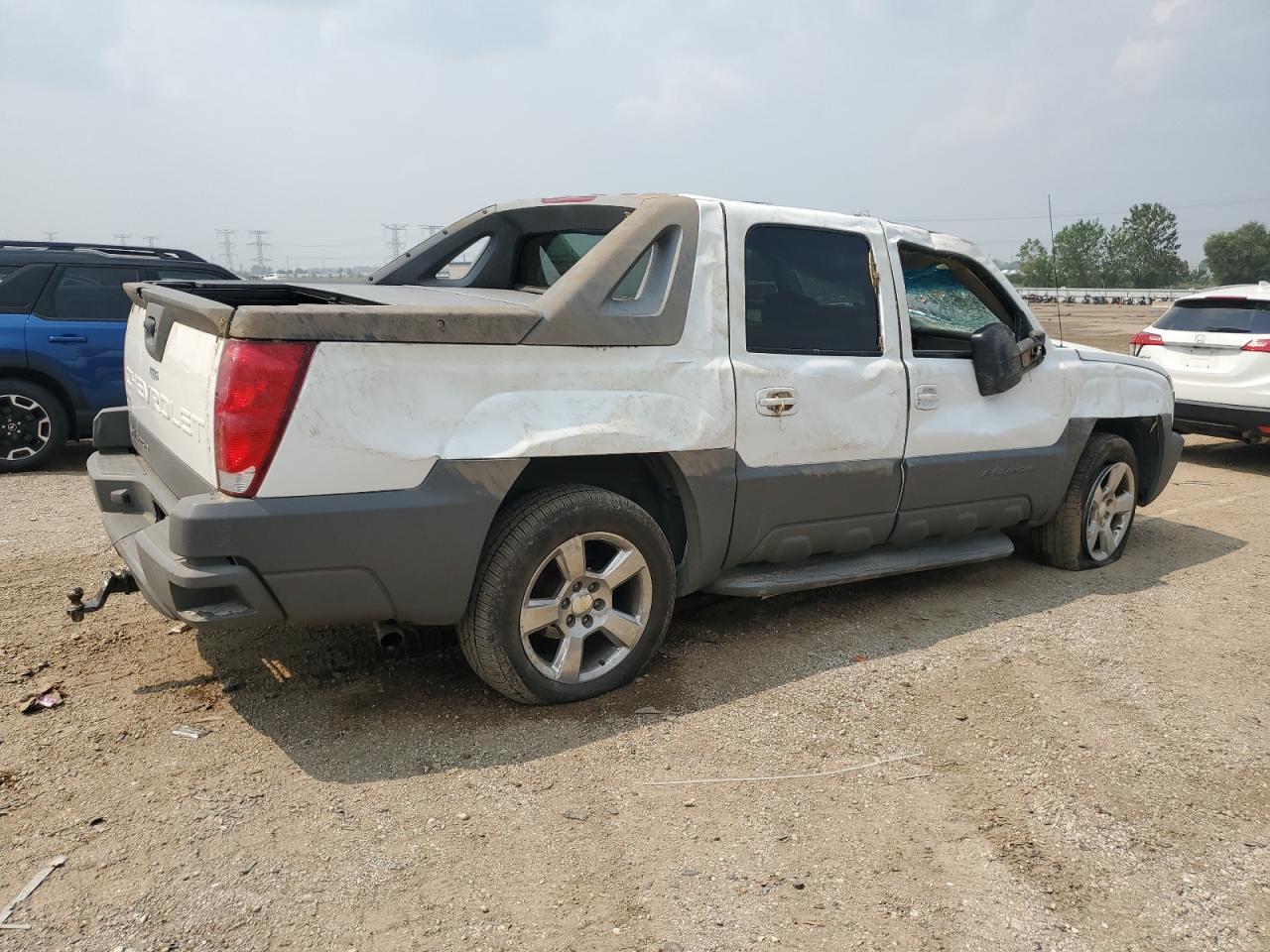 2002 Chevrolet Avalanche C1500 - Фото 3