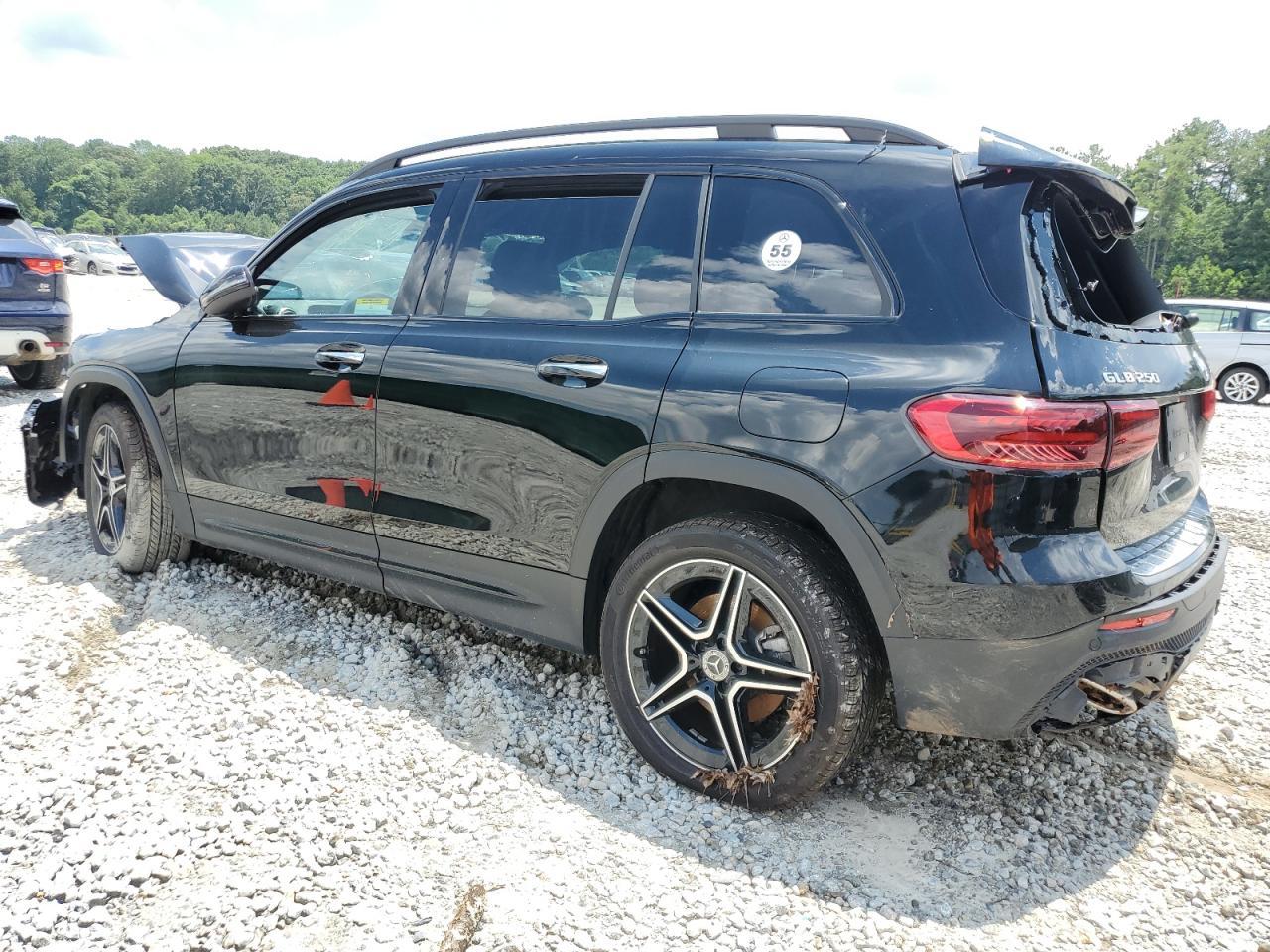 2025 Mercedes-Benz Glb 250 - Image 2