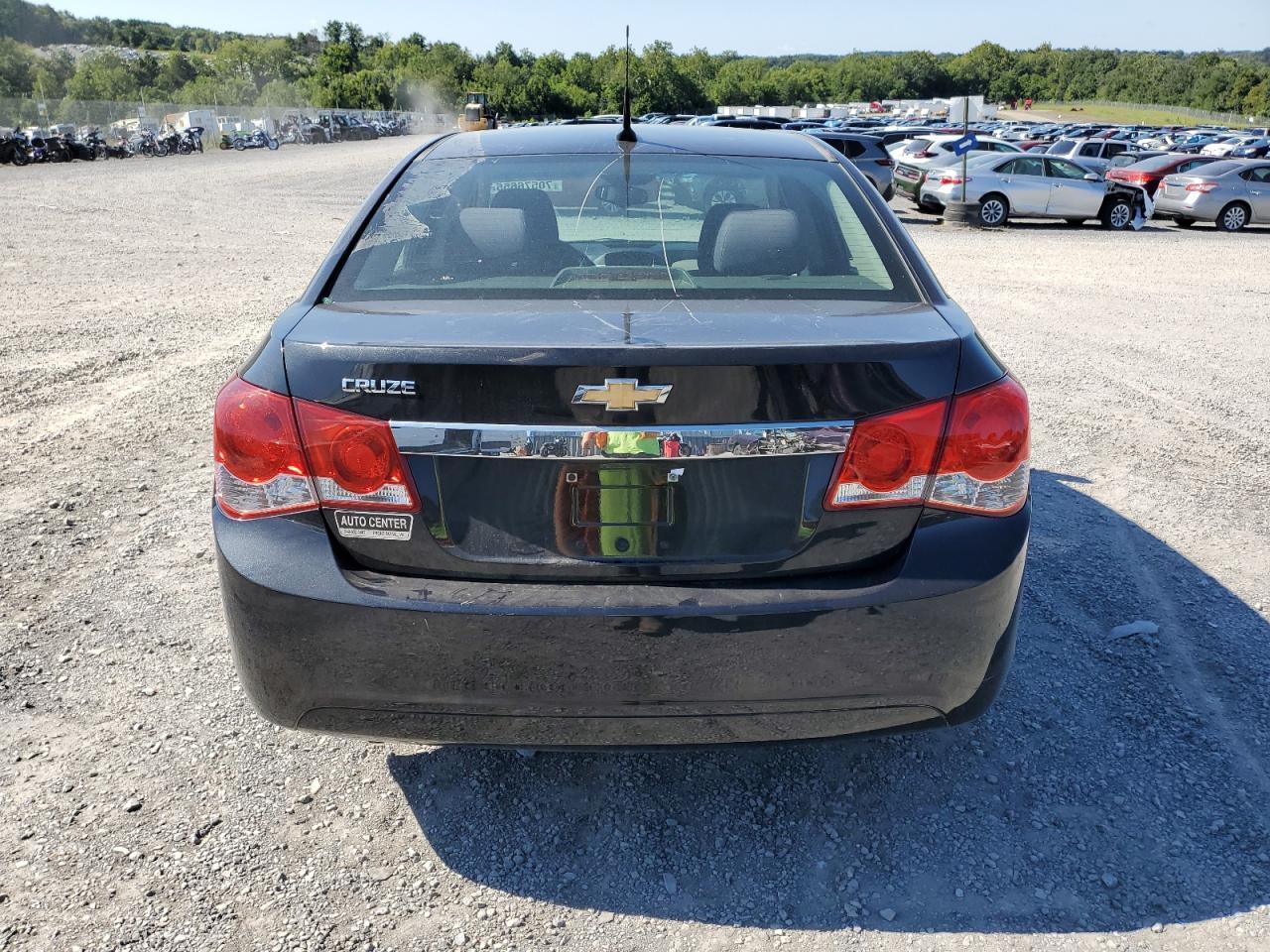 2014 Chevrolet Cruze Ls - Image 6