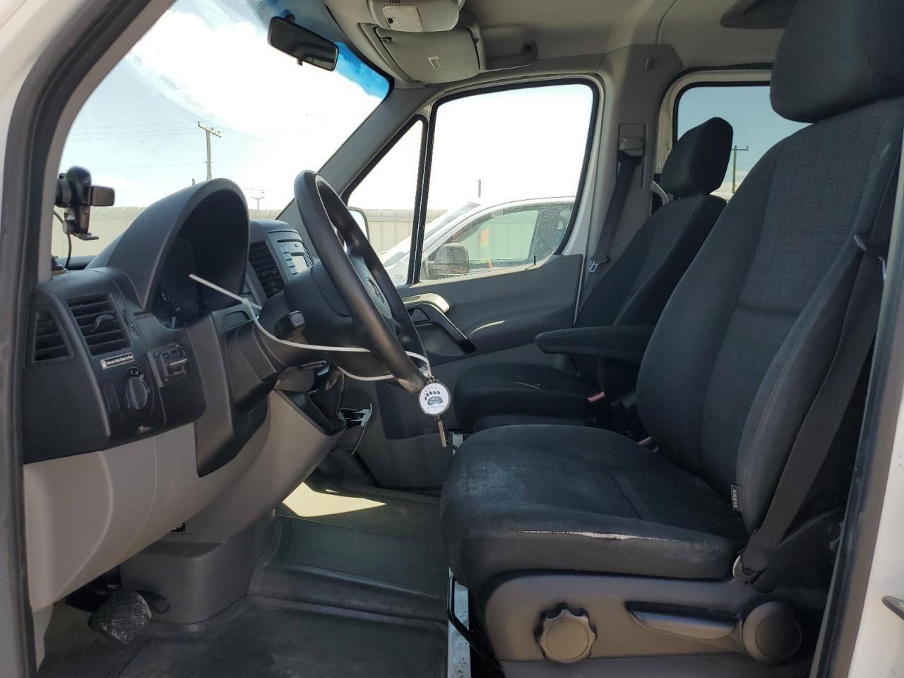 2016 Mercedes-Benz Sprinter 2500 - Фото 7