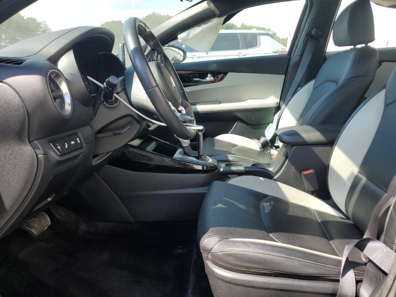 2020 Kia Forte Ex - Image 7