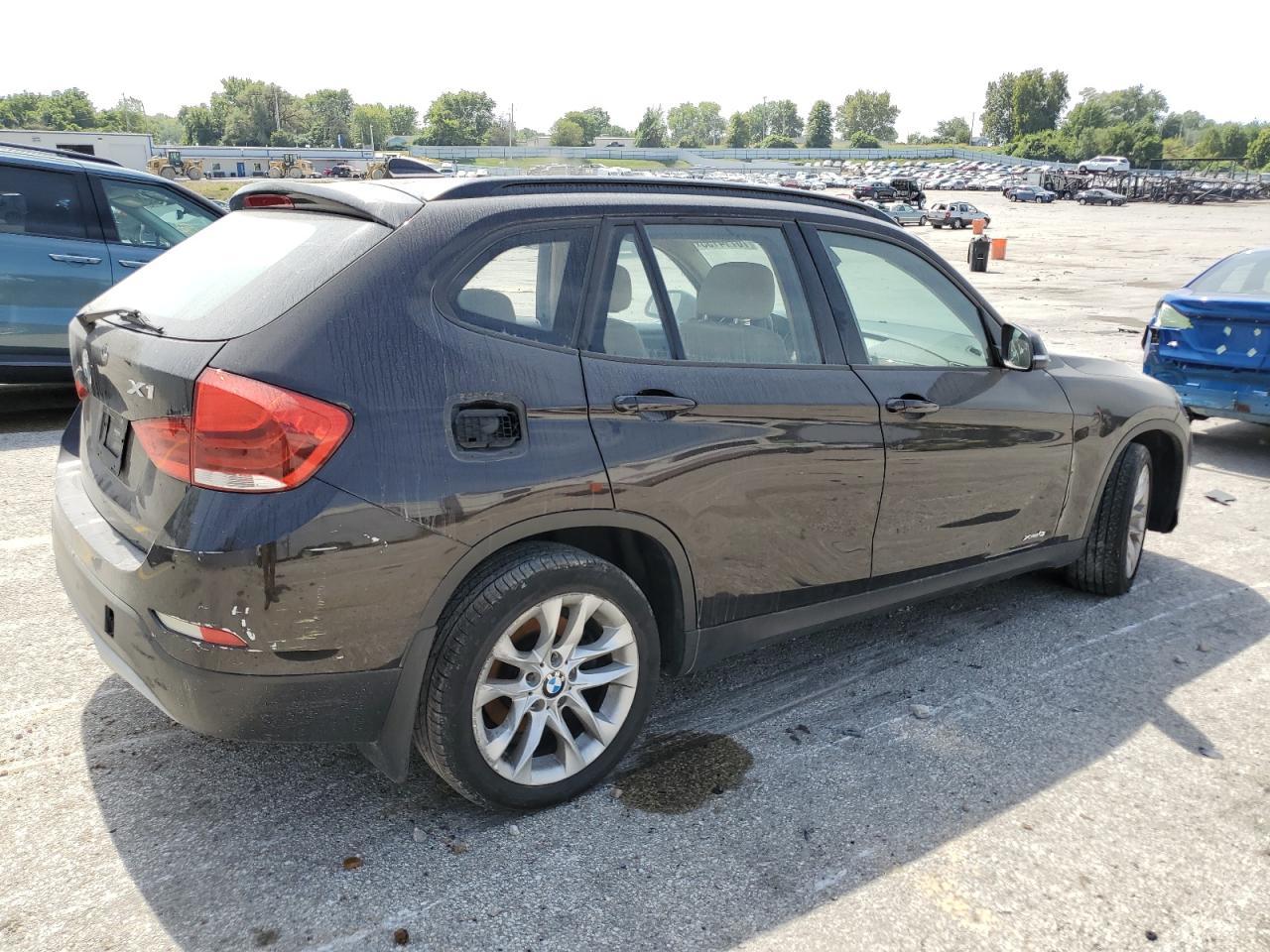 2015 BMW X1 xDrive28I - Image 3