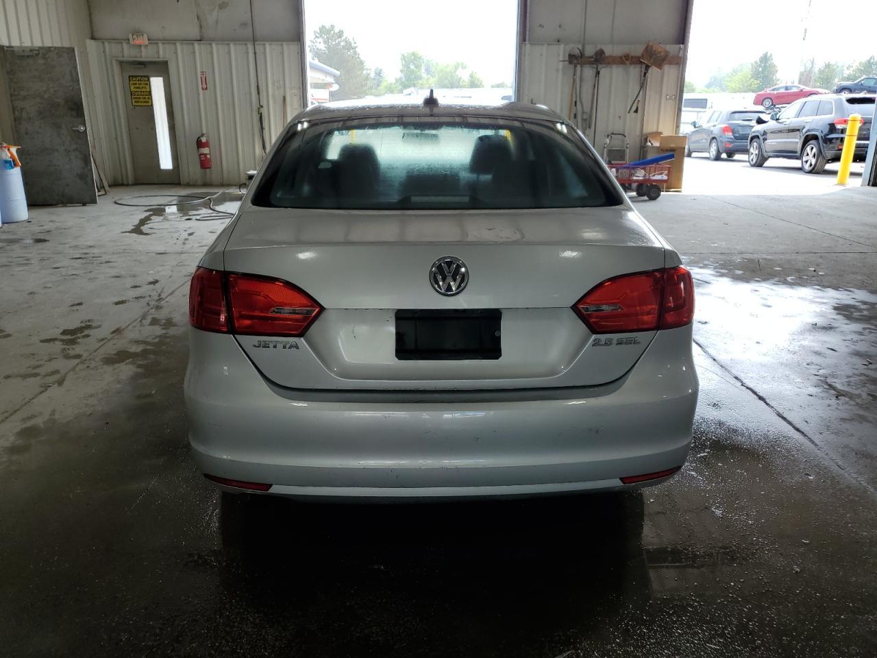 2011 Volkswagen Jetta Sel - Image 6