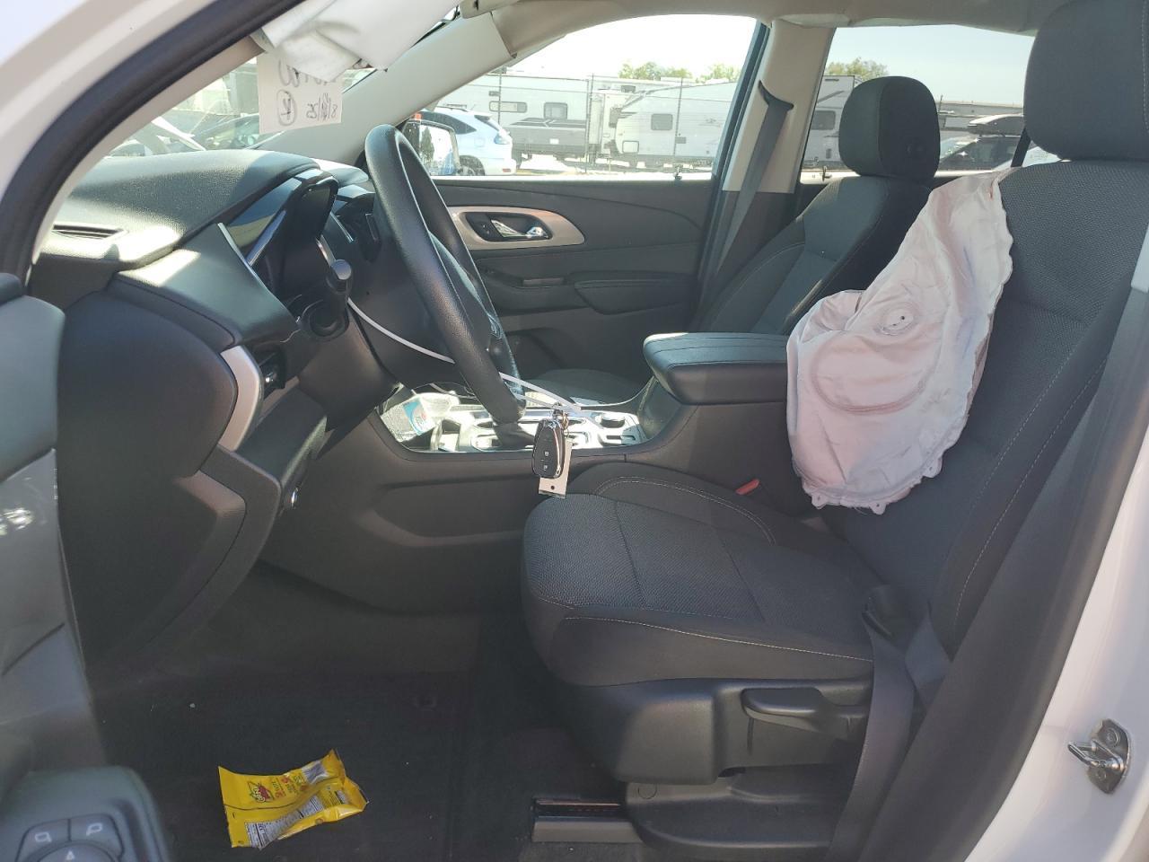 2020 Chevrolet Traverse Ls - Image 7