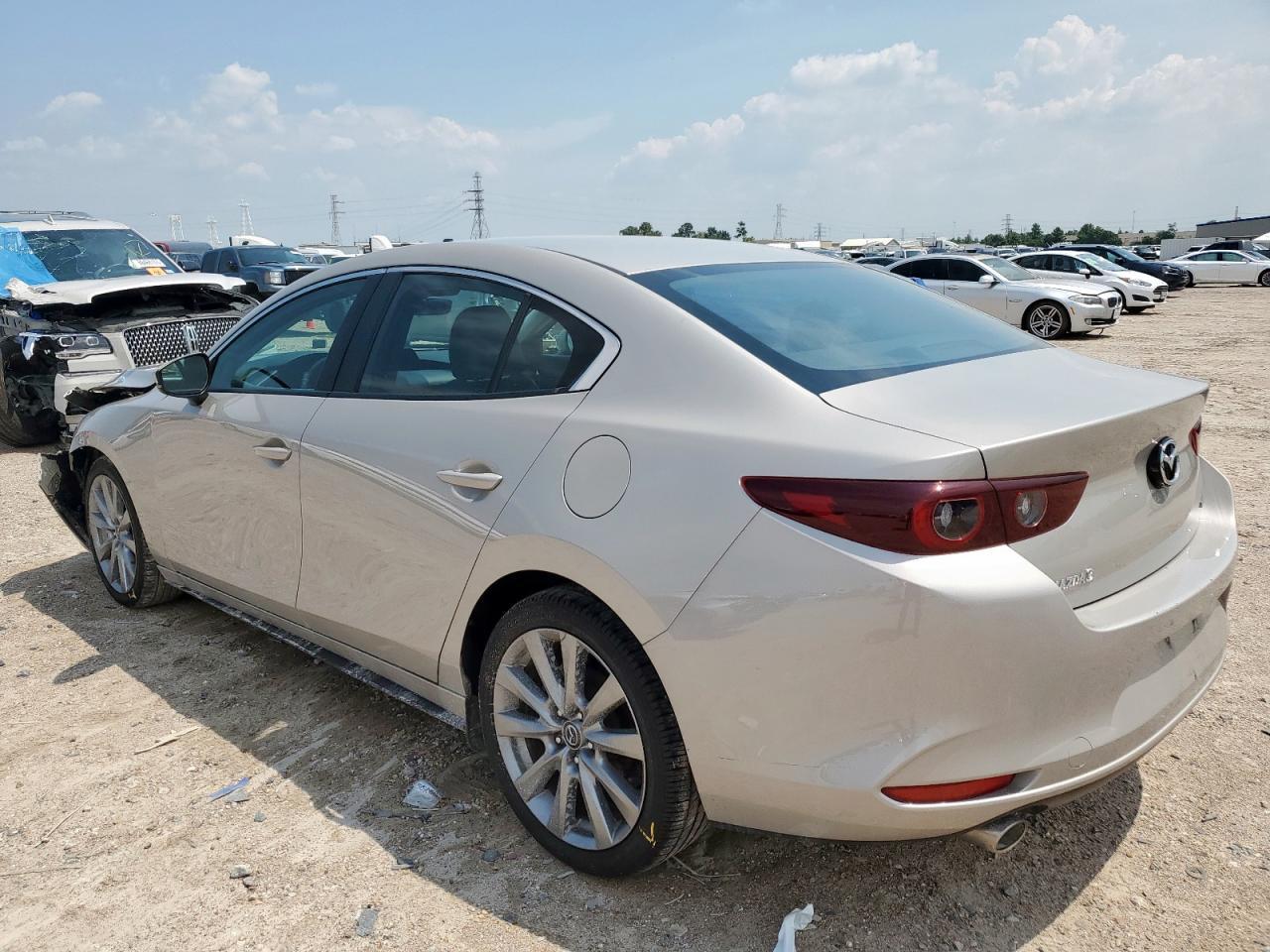 2023 Mazda 3 Select - Фото 2