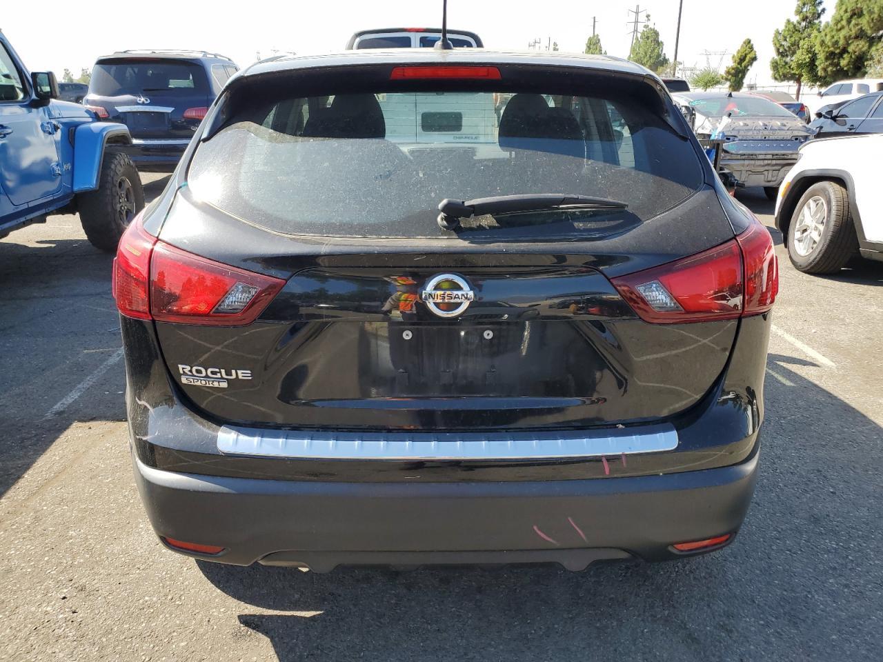 2017 Nissan Rogue Sport S - Фото 6