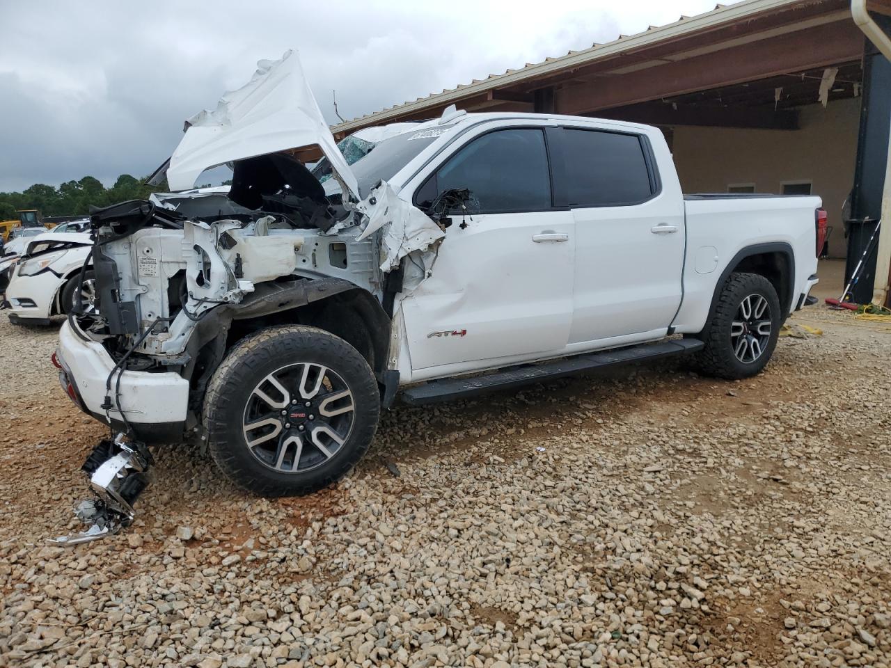 2021 GMC Sierra K1500 At4