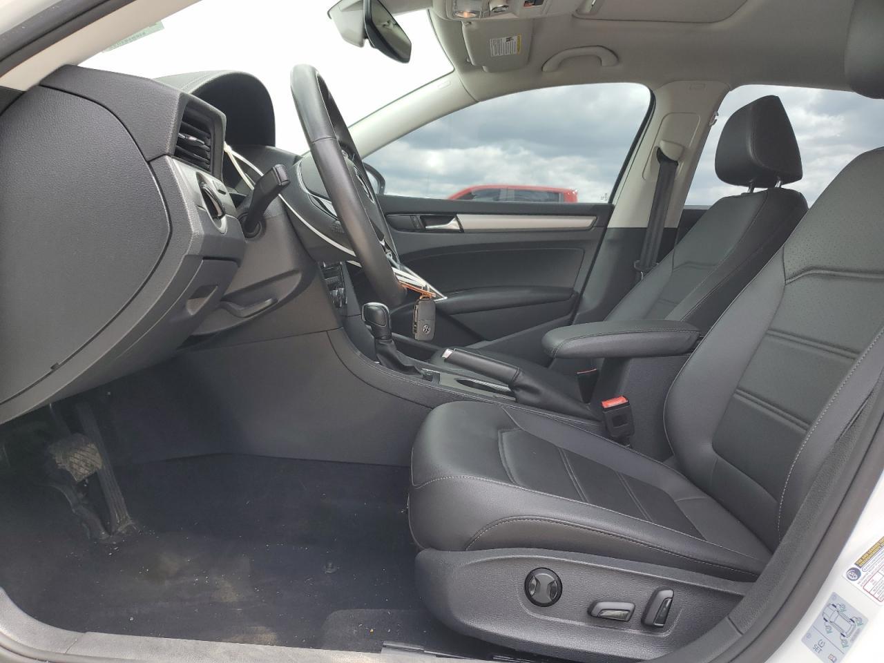 2022 Volkswagen Passat Se - Фото 7