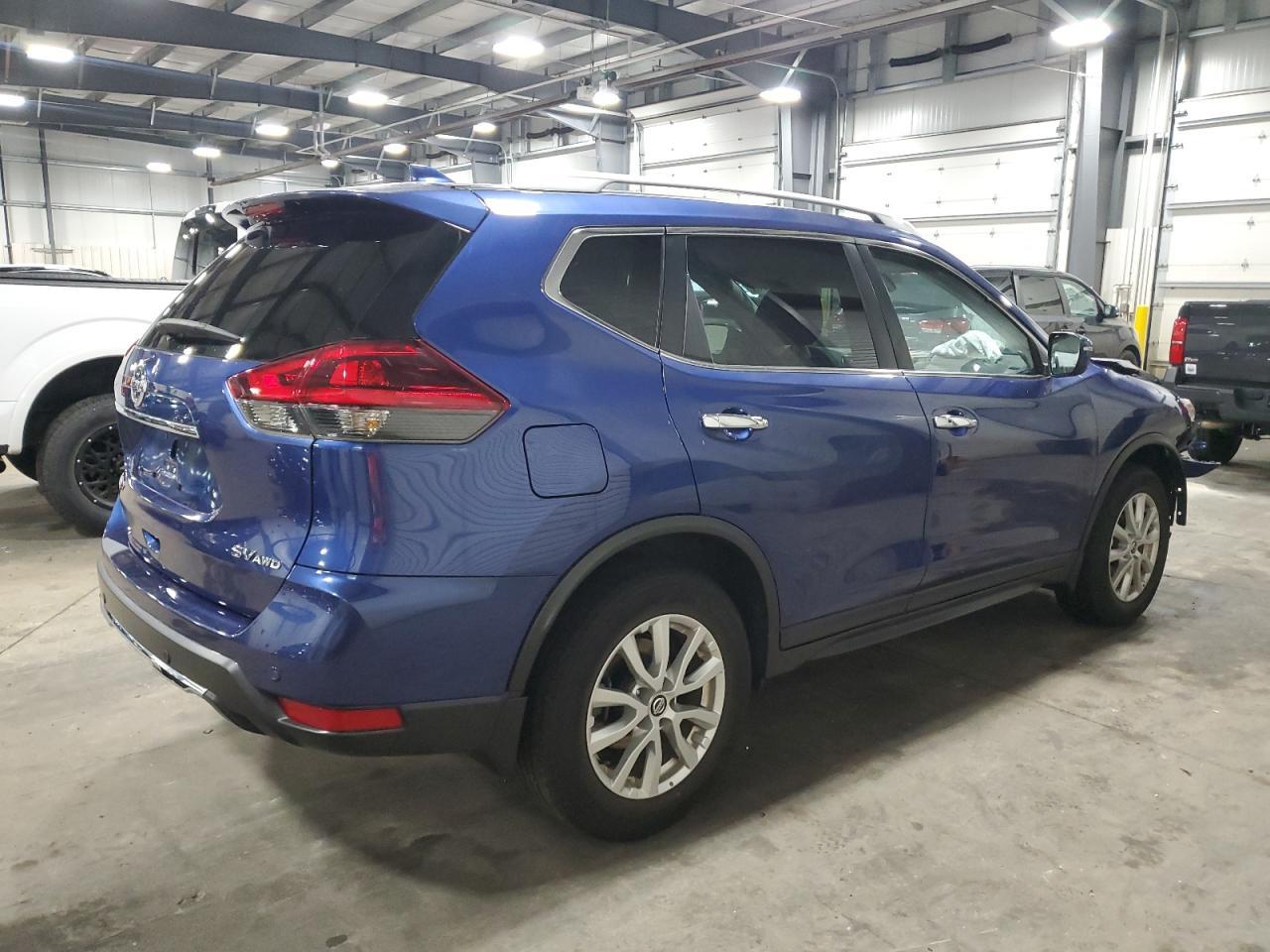 2019 Nissan Rogue S - Image 3