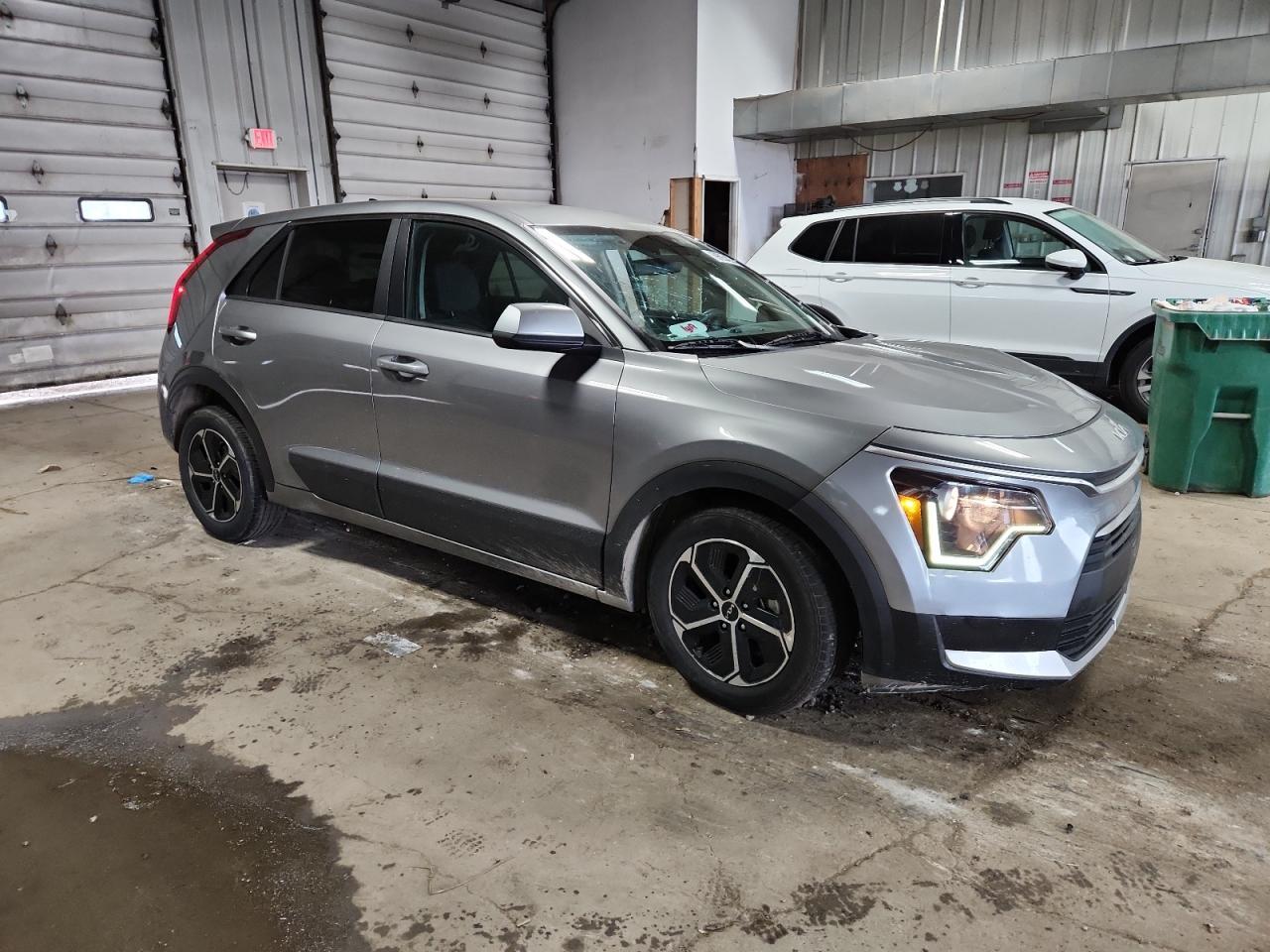2023 Kia Niro Lx - Фото 4