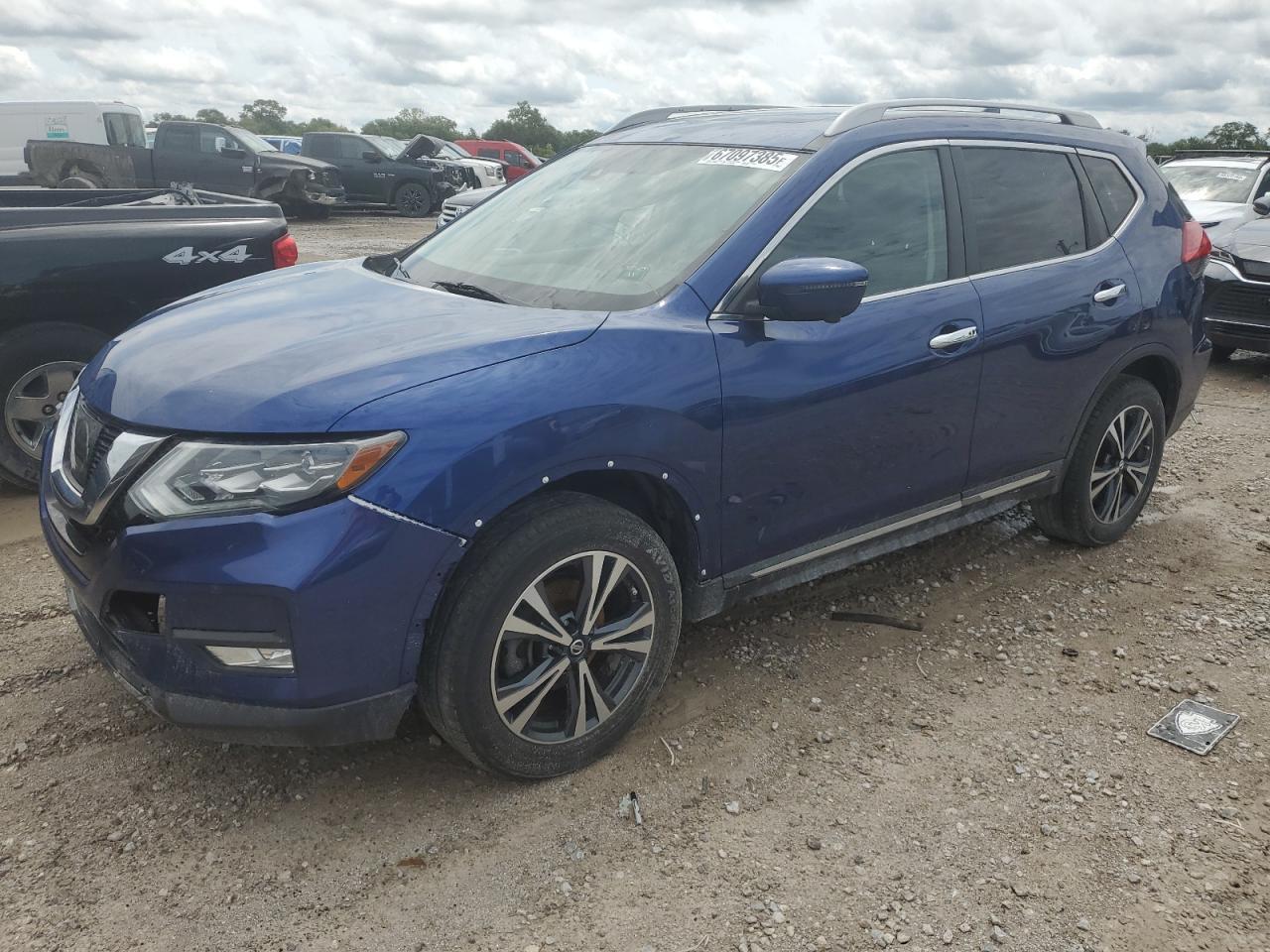2017 Nissan Rogue Sv