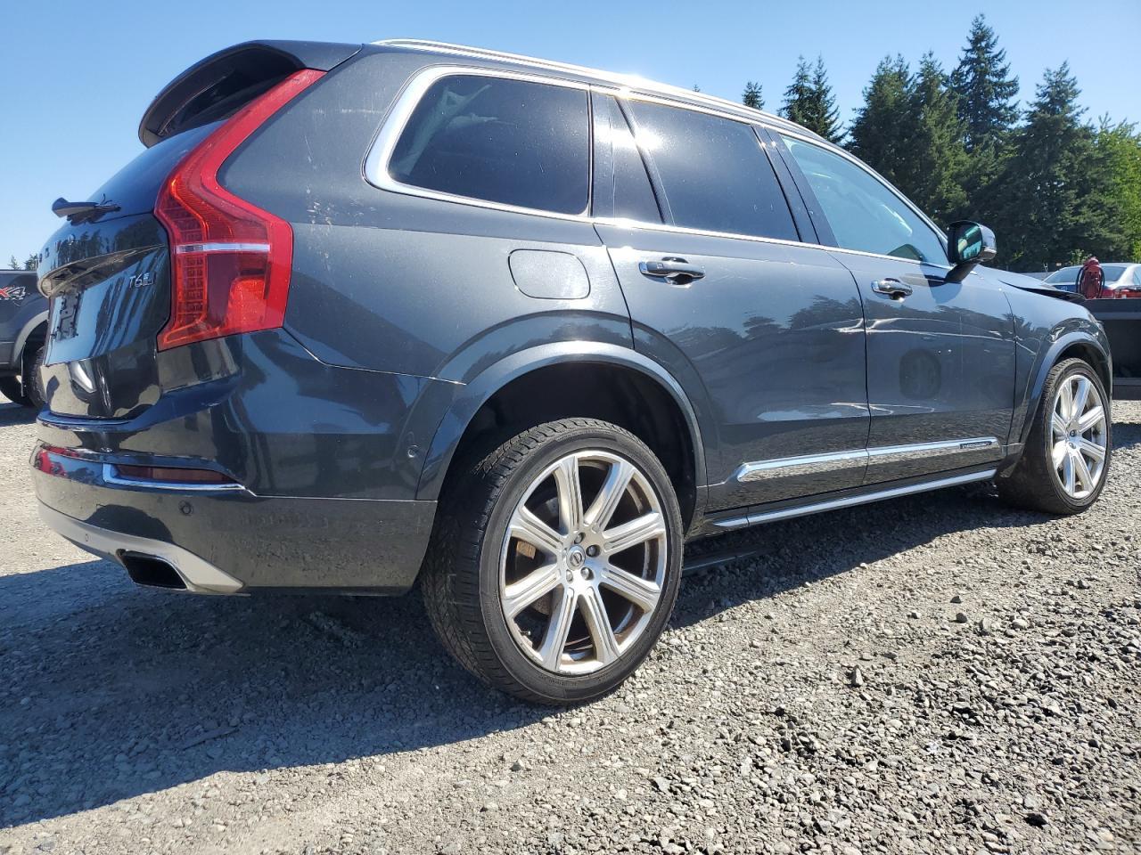 2017 Volvo Xc90 T6 - Фото 3