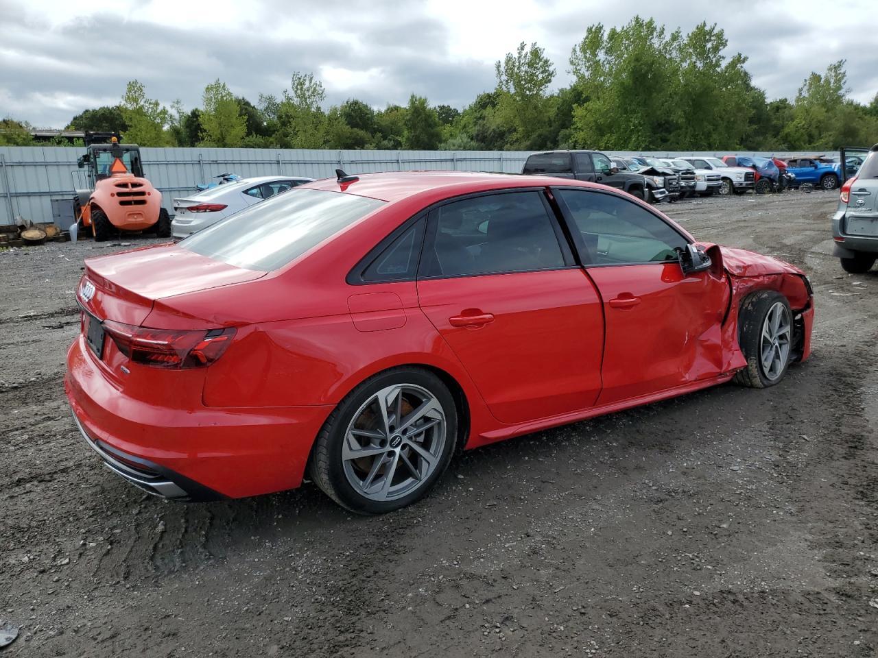 2021 Audi A4 Premium Plus 45 - Фото 3