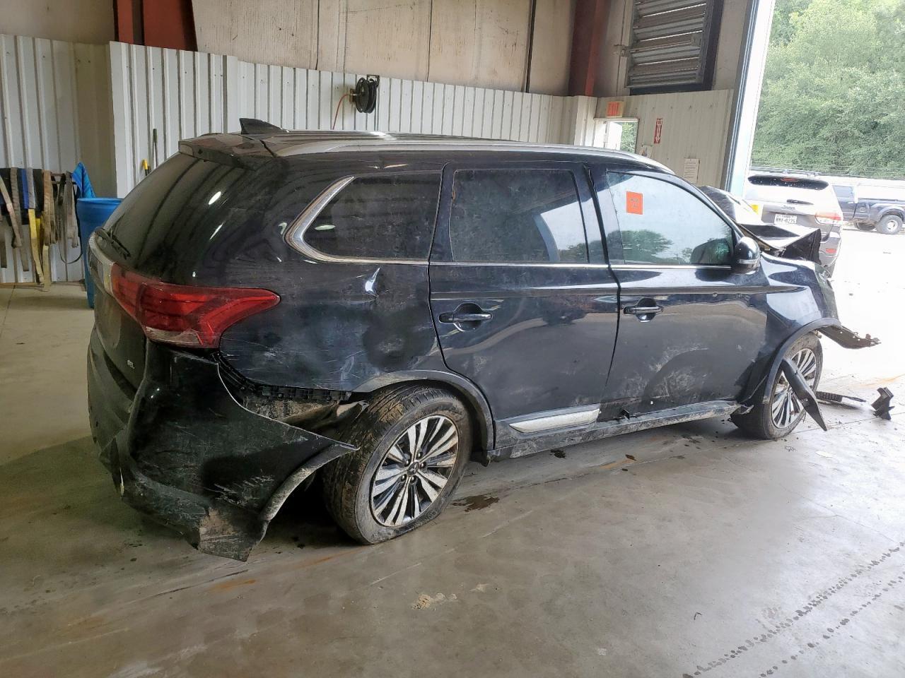 2020 Mitsubishi Outlander Se - Image 3