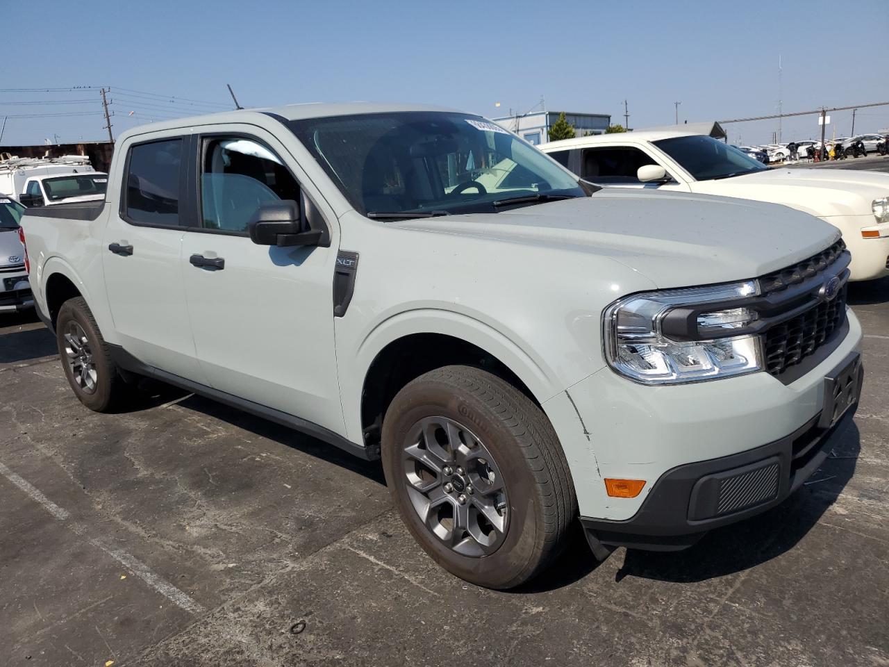 2023 Ford Maverick Xl - Image 4