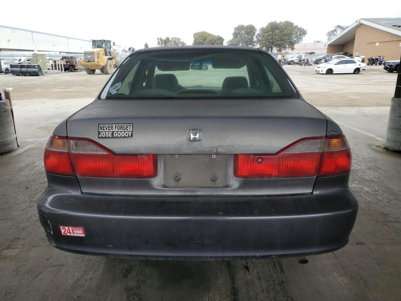 1998 Honda Accord Lx - Image 6