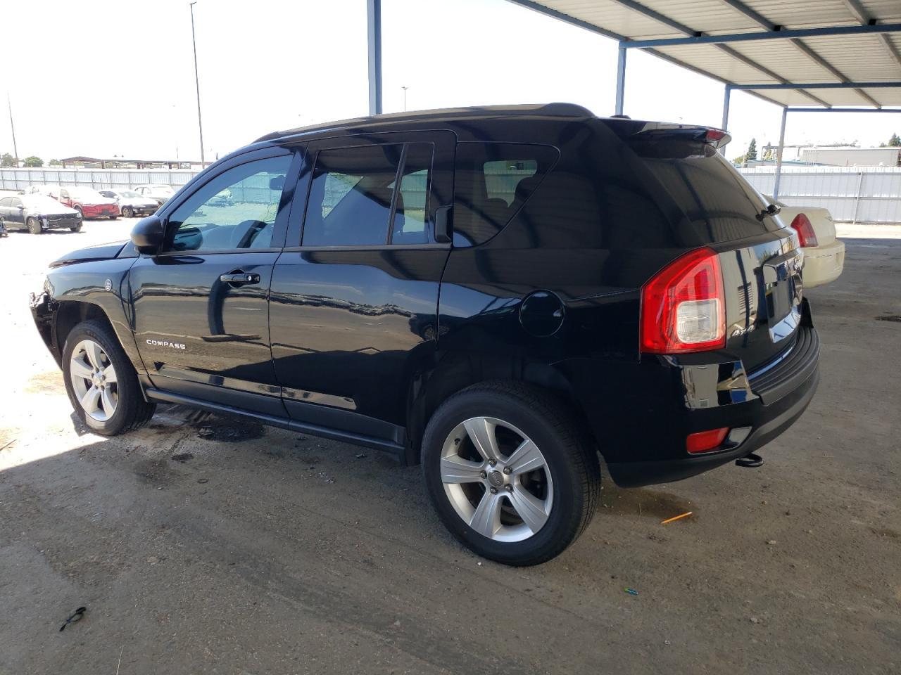 2013 Jeep Compass Sport - Фото 2