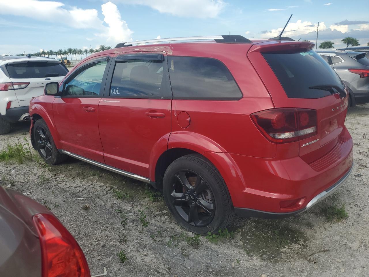 2018 Dodge Journey Crossroad - Фото 2