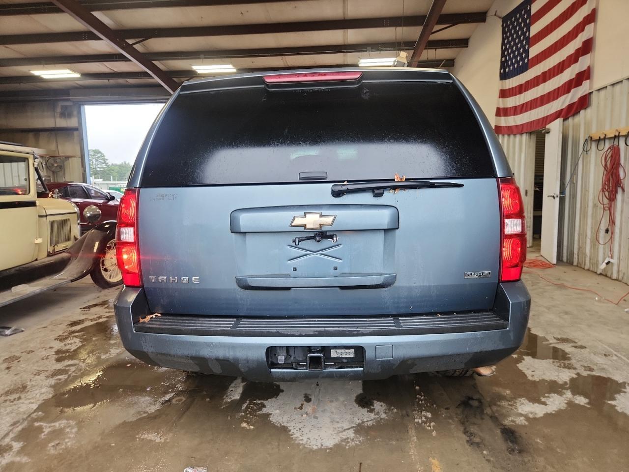 2010 Chevrolet Tahoe C1500 Ls - Фото 6