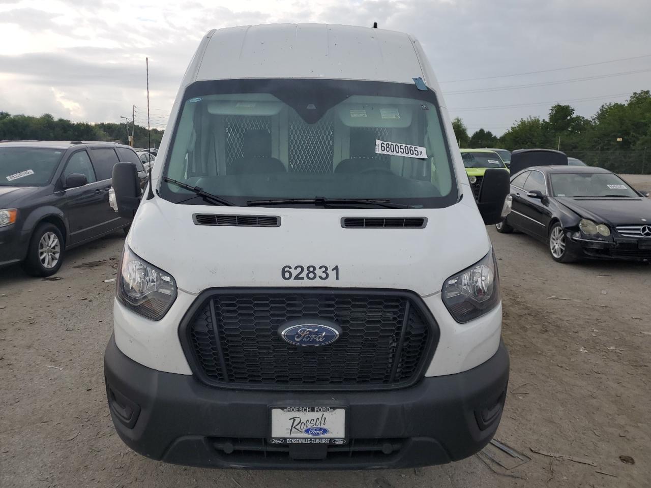 2025 Ford Transit T-250 - Фото 5