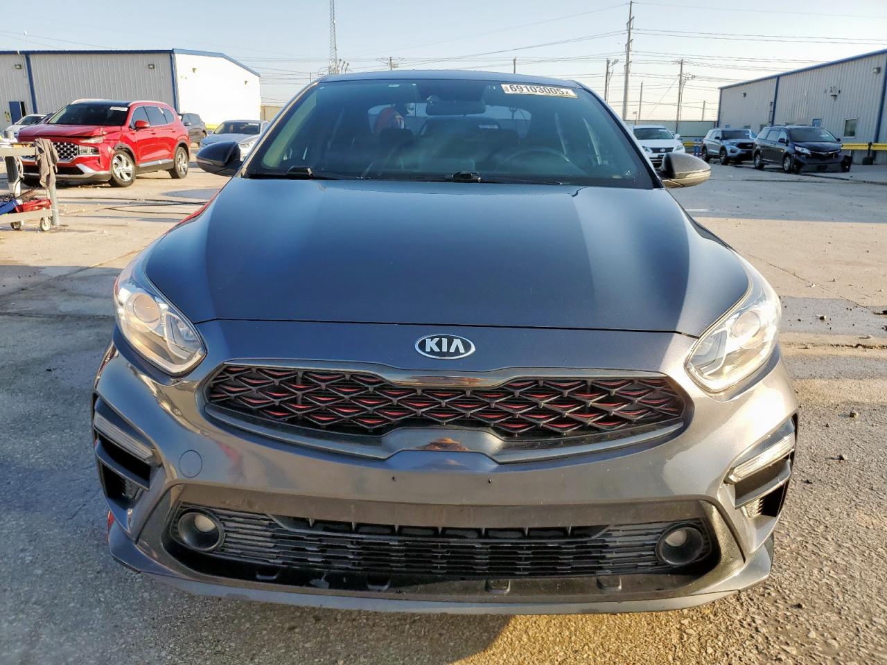 2021 Kia Forte Gt Line - Image 5