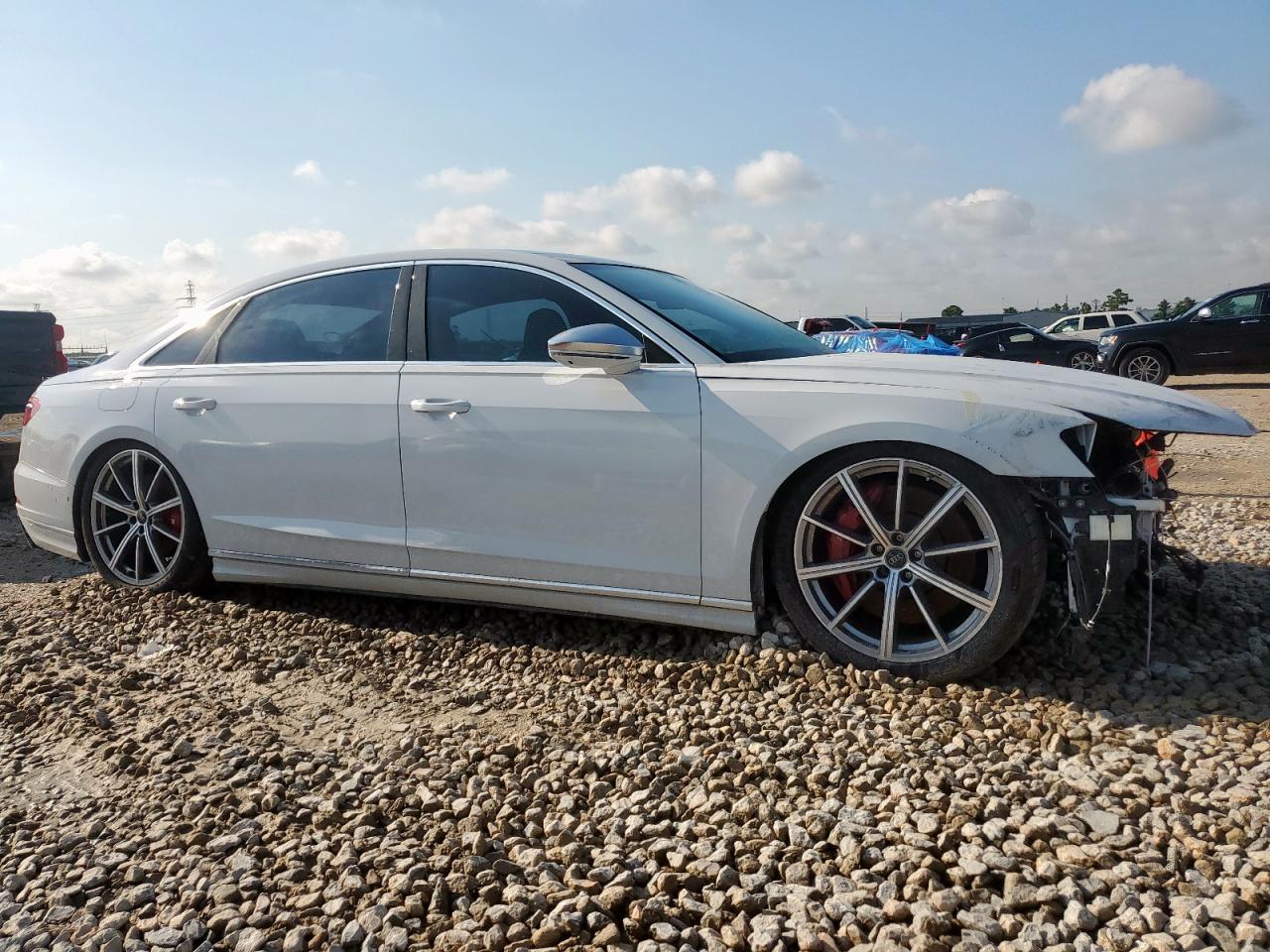 2023 Audi S8 - Фото 4