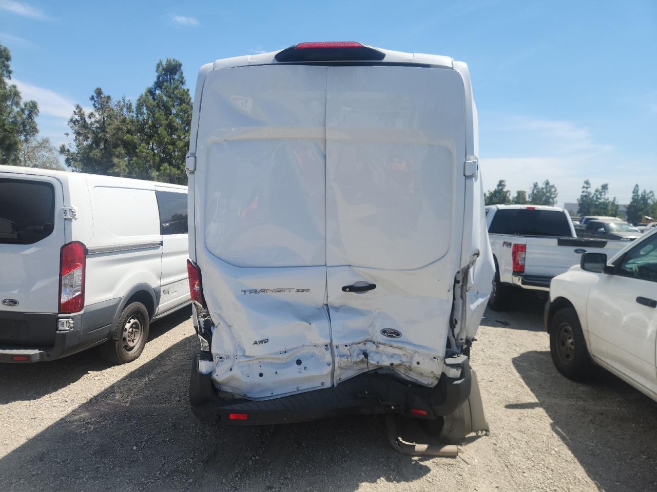 2023 Ford Transit T-250 - Фото 6