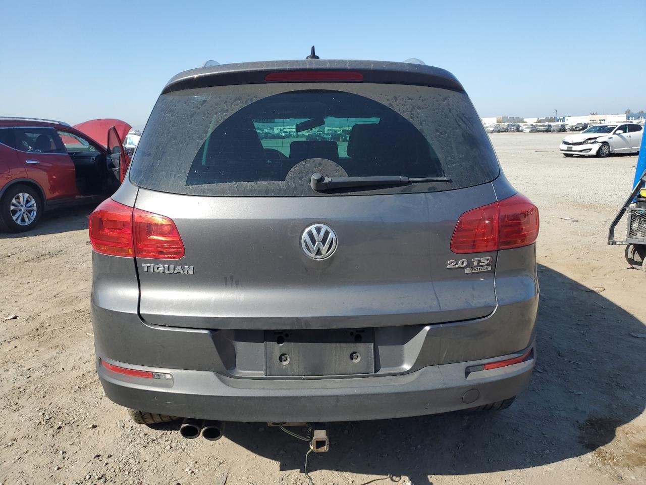 2015 Volkswagen Tiguan S - Фото 6