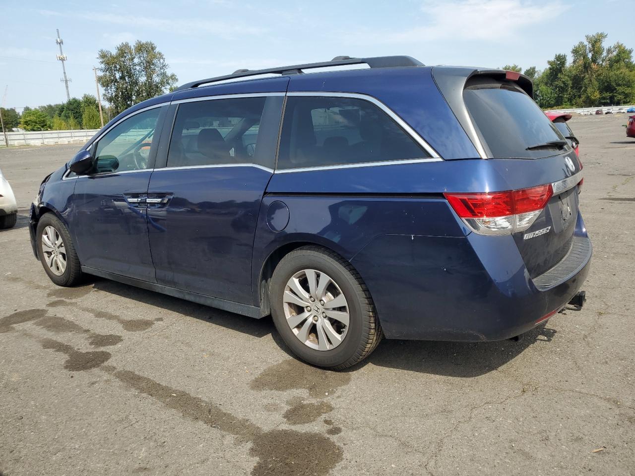 2016 Honda Odyssey Se - Фото 2